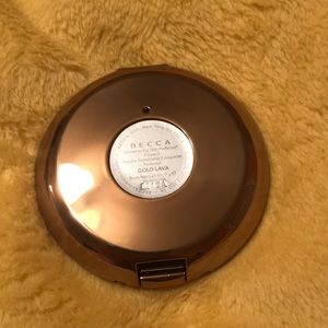 BECCA Makeup - Becca Highlighter BECCA Makeup - Becca Highlighter